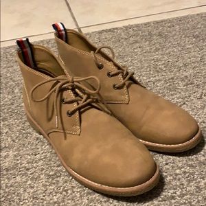Women’s Tommy Hilfiger Boots!